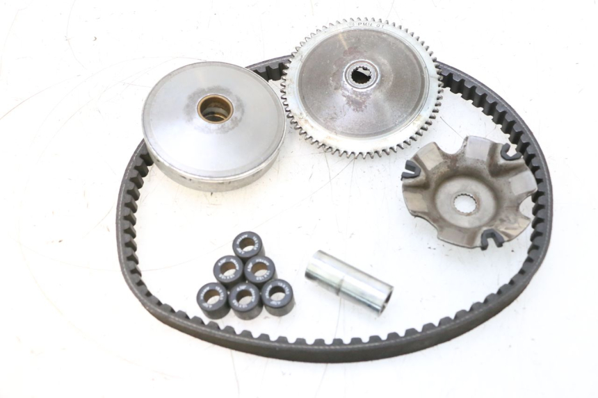 photo de VARIATOR APRILIA SR MOTARD 50 (2012 - 2018) - Andere kijkhoek