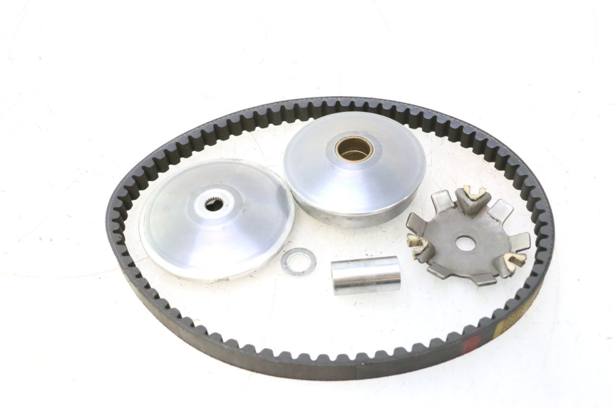 photo de VARIATOR PEUGEOT STREETZONE NAKED 2T 50 (2014 - 2018) - Bevestigingspunten