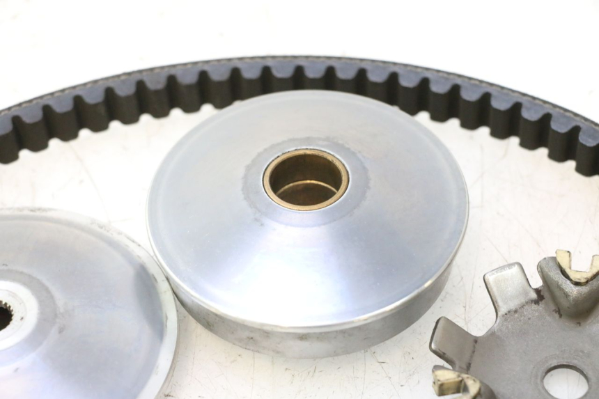 photo de VARIATOR PEUGEOT STREETZONE NAKED 2T 50 (2014 - 2018) - Staat van het oppervlak
