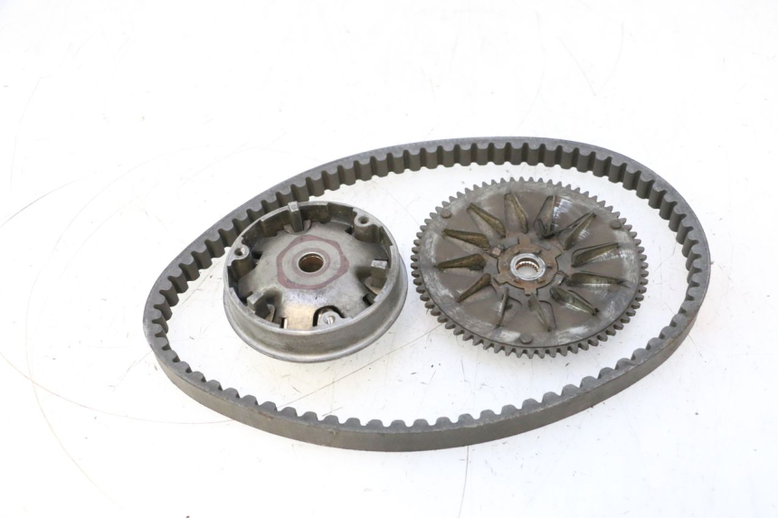 photo de VARIATOR PEUGEOT TKR TREKKER FURIOUS 50 (2005 - 2014) - Detail van het onderdeel