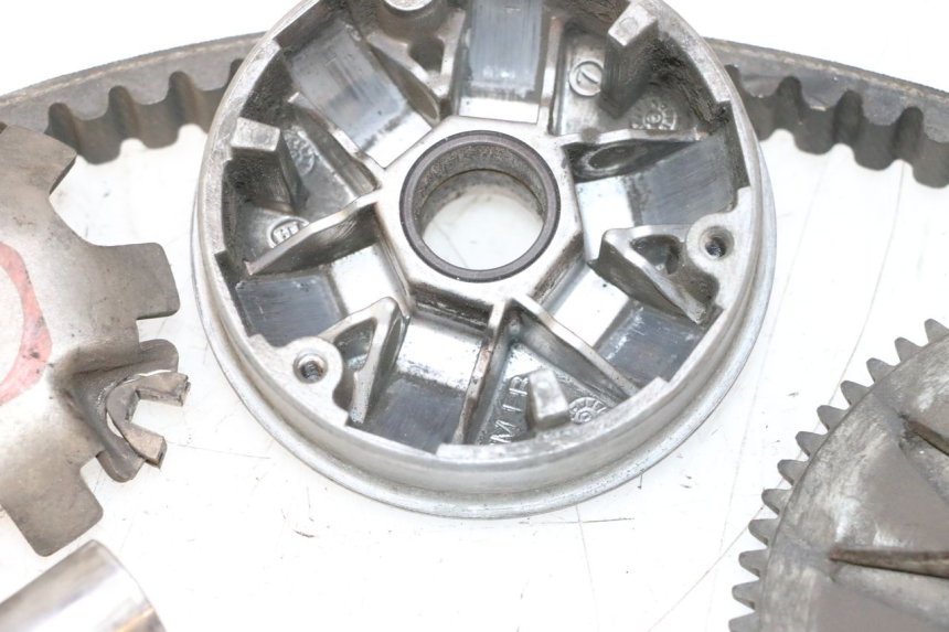 photo de VARIATOR PEUGEOT TKR TREKKER FURIOUS 50 (2005 - 2014) - Markeringen en referenties