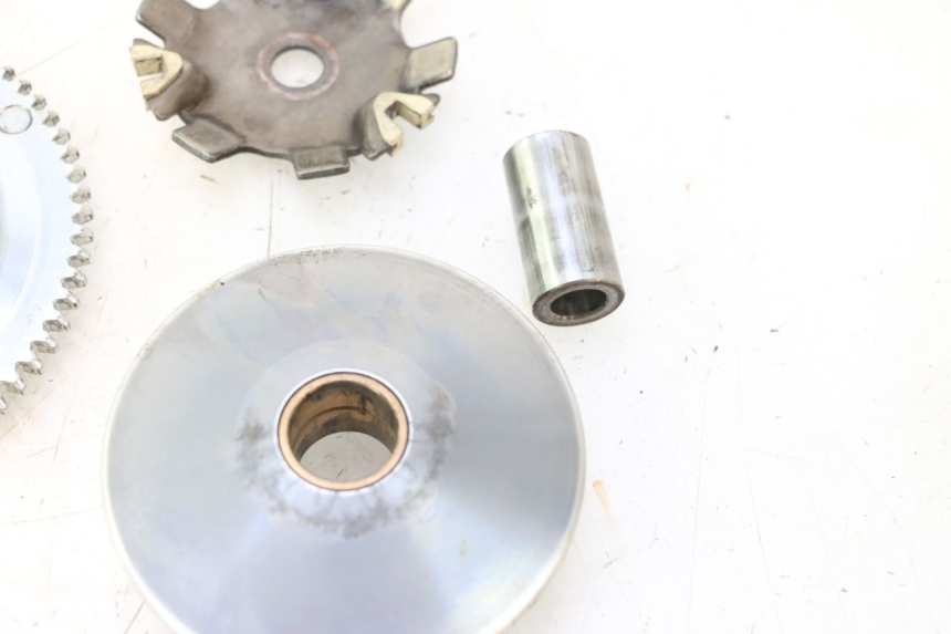 photo de VARIATOR PEUGEOT TREKKER TKR 50 (2005 - 2014) - Technische close-up