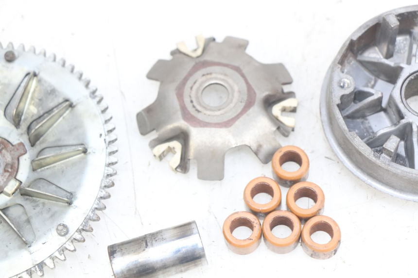 photo de VARIATOR PEUGEOT TREKKER 50 (1998 - 2004) - Staat van het oppervlak