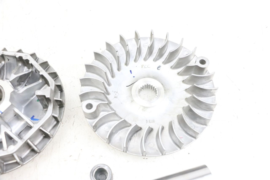 photo de VARIATOR YAMAHA TRICITY 300 (2020 - 2024) - Kenmerkende details