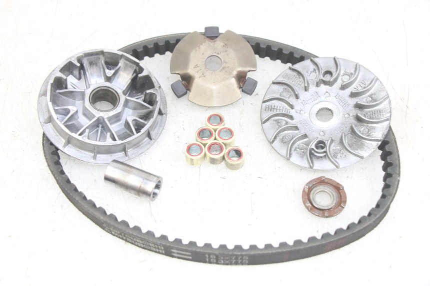 photo de VARIATOR PEUGEOT TWEET 4T 50 (2014 - 2019) - Hoofdaanzicht