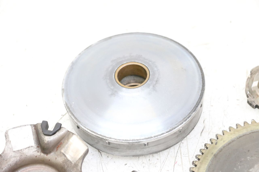 photo de VARIATOR PIAGGIO TYPHOON 50 (2000 - 2009) - Zoom op gebruiksstaat