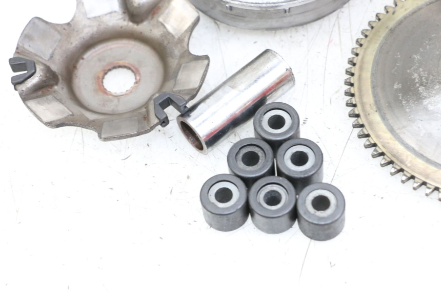 photo de VARIATOR PIAGGIO TYPHOON 50 (2000 - 2009) - Andere kijkhoek