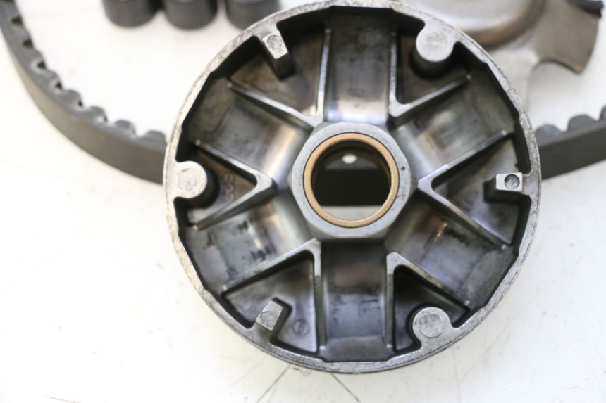 photo de VARIATOR PIAGGIO TYPHOON 50 (2000 - 2009) - Markeringen en referenties