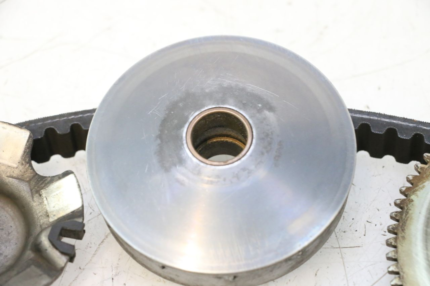 photo de VARIATOR PIAGGIO TYPHOON 50 (2000 - 2009) - Bevestigingspunten
