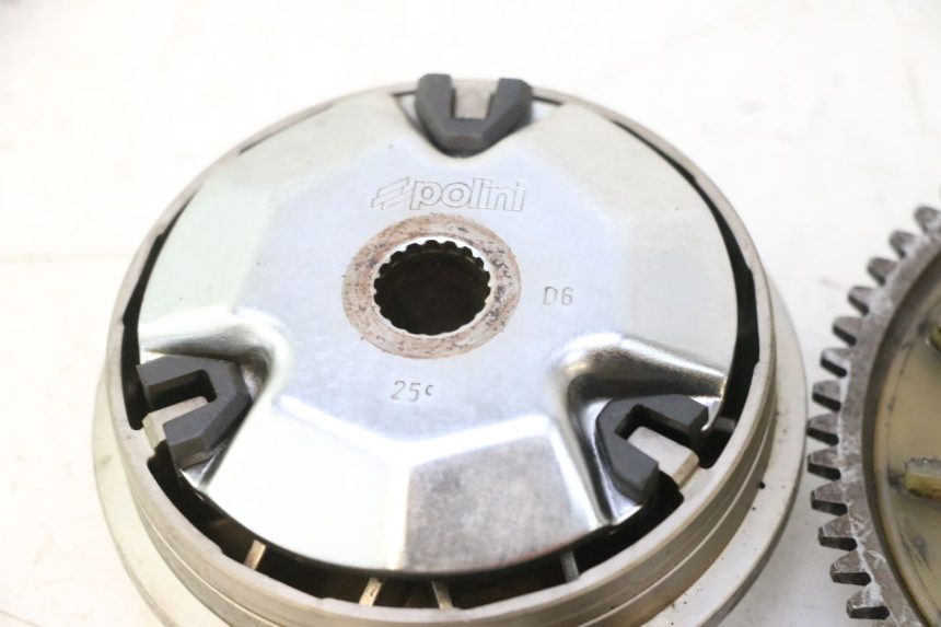 photo de VARIATOR PIAGGIO TYPHOON 50 (1993 - 1999) - Zoom op gebruiksstaat
