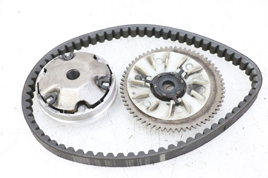 photo de VARIATOR UNIVERSAL BIKE ZN50QT-11B 50 (2018 - 2021) - Zoom op gebruiksstaat