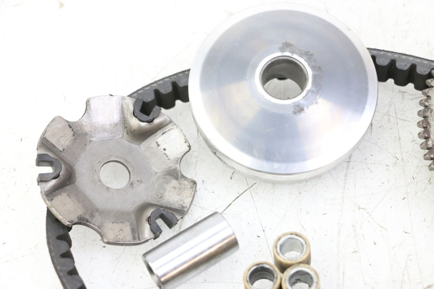 photo de VARIATOR UNIVERSAL BIKE ZN50QT-11B 50 (2018 - 2021) - Overzicht