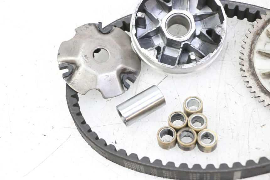 photo de VARIATOR UNIVERSAL BIKE ZN50QT-11B 50 (2018 - 2021) - Gecontroleerd onderdeel