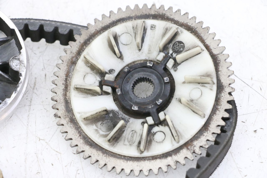 photo de VARIATOR UNIVERSAL BIKE ZN50QT-11B 50 (2018 - 2021) - Markeringen en referenties