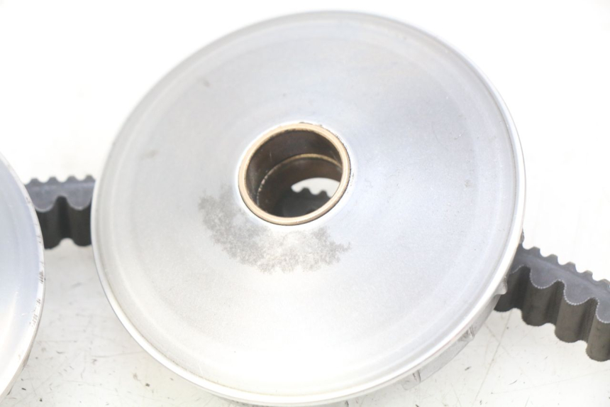 photo de VARIATOR PIAGGIO VESPA GTS IGET ABS 125 (2017 - 2023) - Overzicht