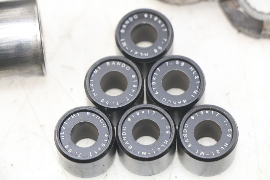 photo de VARIATOR PIAGGIO VESPA LXV 125 (2006 - 2009) - Bevestigingspunten