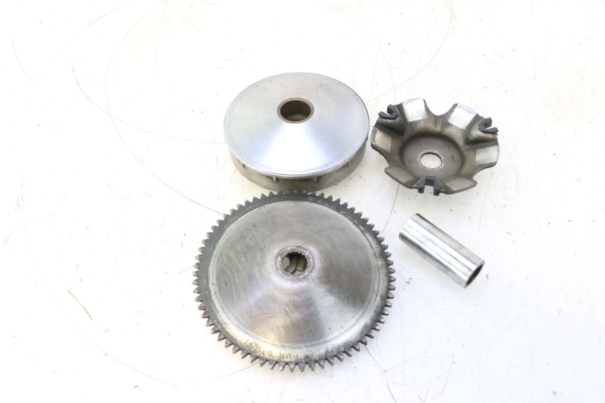 photo de VARIATOR PIAGGIO VESPA PRIMAVERA 2T 50 (2013 - 2018) - Bevestigingspunten