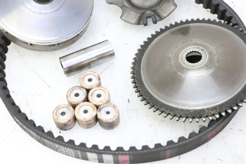 photo de VARIATOR PIAGGIO VESPA S 2T 50 (2007 - 2014) - Zoom op gebruiksstaat