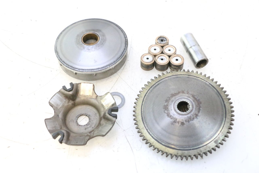 photo de VARIATOR PIAGGIO VESPA S 2T 50 (2007 - 2014) - Bevestigingspunten