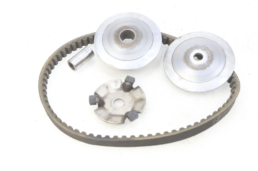 photo de VARIATOR PEUGEOT VIVACITY NEW 4T 50 (2008 - 2017) - Bevestigingspunten