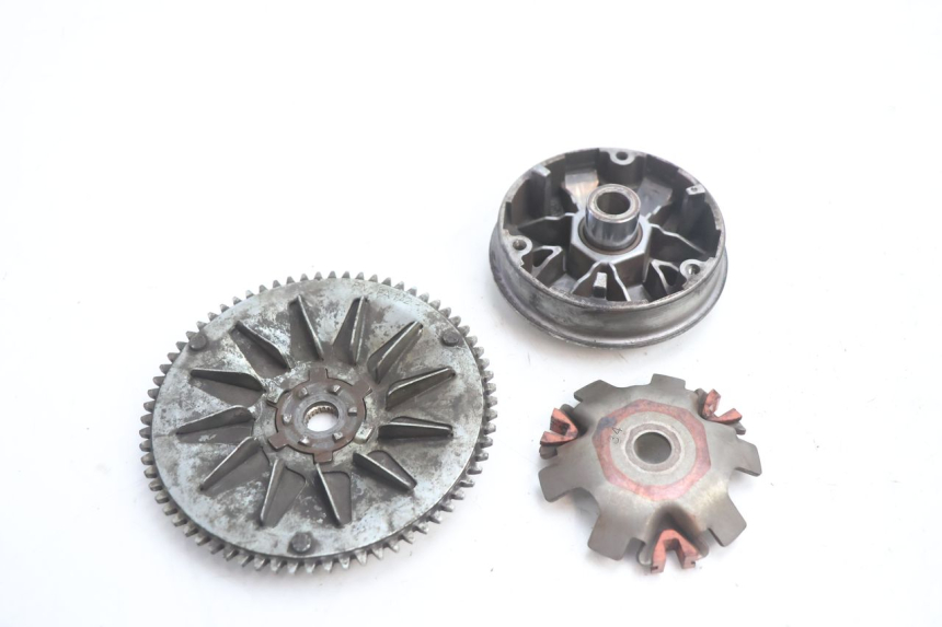 photo de VARIATOR PEUGEOT VIVACITY 50 (2004 - 2009) - Zoom op gebruiksstaat