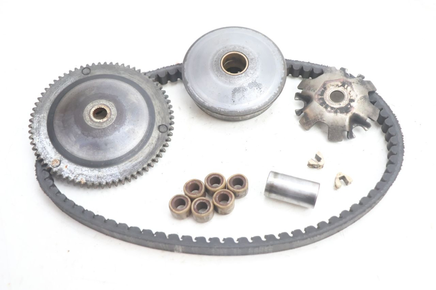 photo de VARIATOR PEUGEOT VIVACITY 50 (2004 - 2009) - Detail van het onderdeel