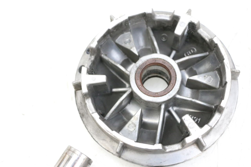 photo de VARIATOR YAMAHA XMAX X-MAX ABS 125 (2017 - 2020) - Zoom op componenten