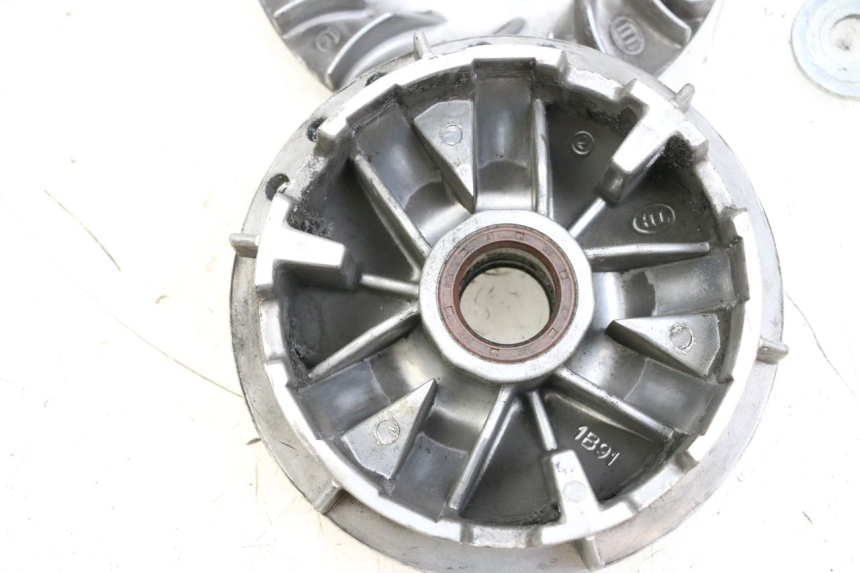 photo de VARIATOR YAMAHA XMAX X-MAX ABS 125 (2017 - 2020) - Gecontroleerd onderdeel