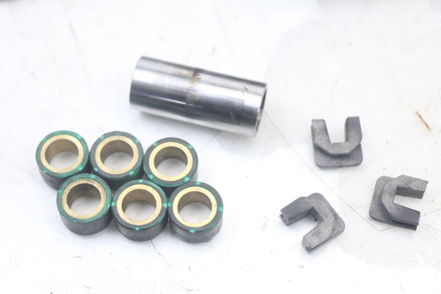 photo de VARIATOR YAMAHA XMAX X-MAX 125 (2006 - 2009) - Zoom op gebruiksstaat