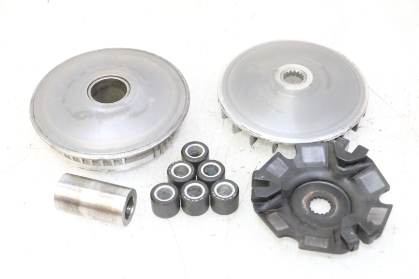 photo de VARIATOR YAMAHA X-MAX XMAX 125 (2010 - 2013) - Bevestigingspunten