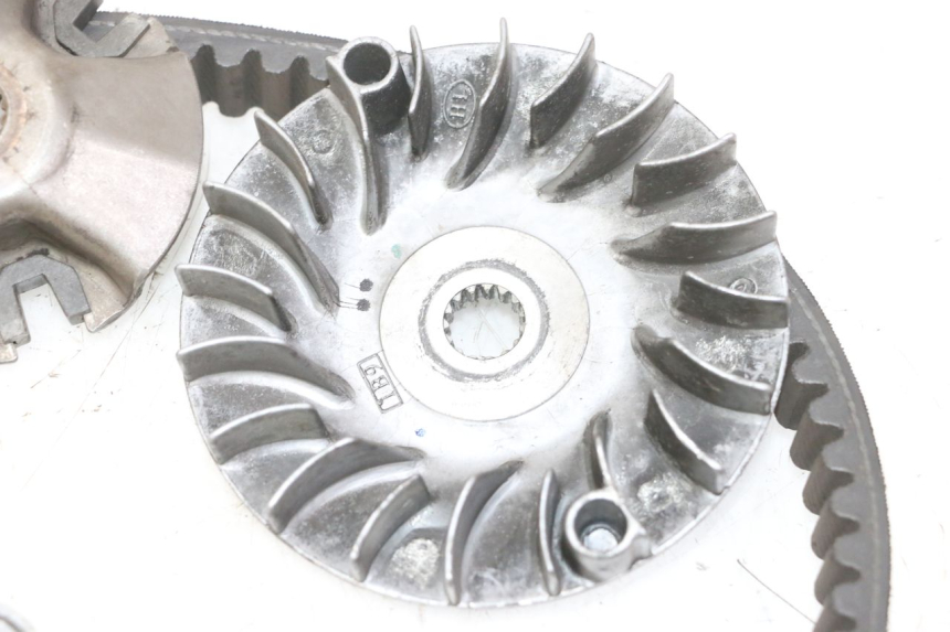 photo de VARIATOR YAMAHA X-MAX XMAX 125 (2010 - 2013) - Zoom op componenten