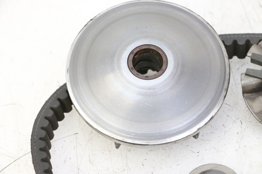 photo de VARIATOR YAMAHA X-MAX XMAX 125 (2010 - 2013) - Bevestigingspunten