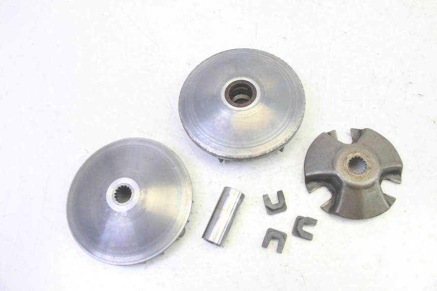 photo de VARIATOR YAMAHA X-MAX XMAX 125 (2010 - 2013) - Detail van het onderdeel