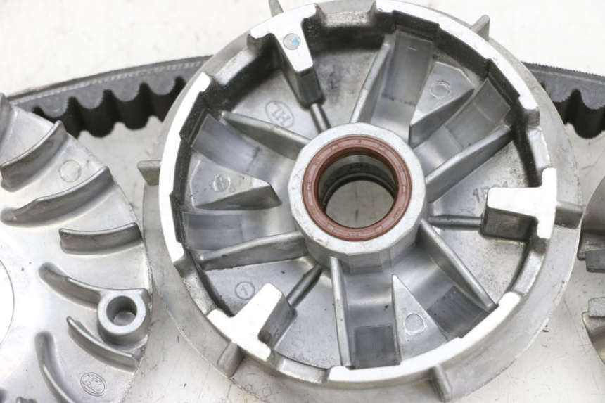 photo de VARIATOR YAMAHA XMAX X-MAX 125 (2006 - 2009) - Detailaanzicht