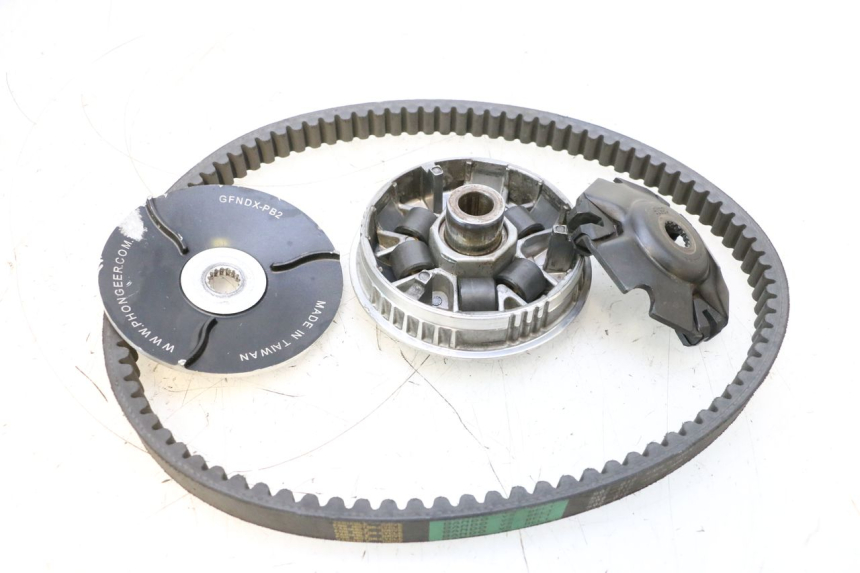 photo de VARIATOR YAMAHA X-MAX XMAX 125 (2010 - 2013) - Andere kijkhoek