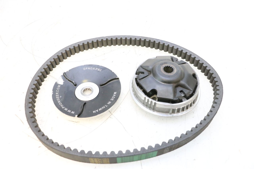 photo de VARIATOR YAMAHA X-MAX XMAX 125 (2010 - 2013) - Technische close-up