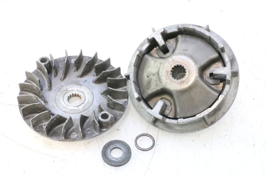 photo de VARIATOR YAMAHA XMAX X-MAX 125 (2006 - 2009) - Detail van het onderdeel
