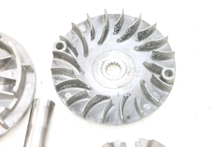 photo de VARIATOR YAMAHA XMAX X-MAX 125 (2006 - 2009) - Visuele inspectie