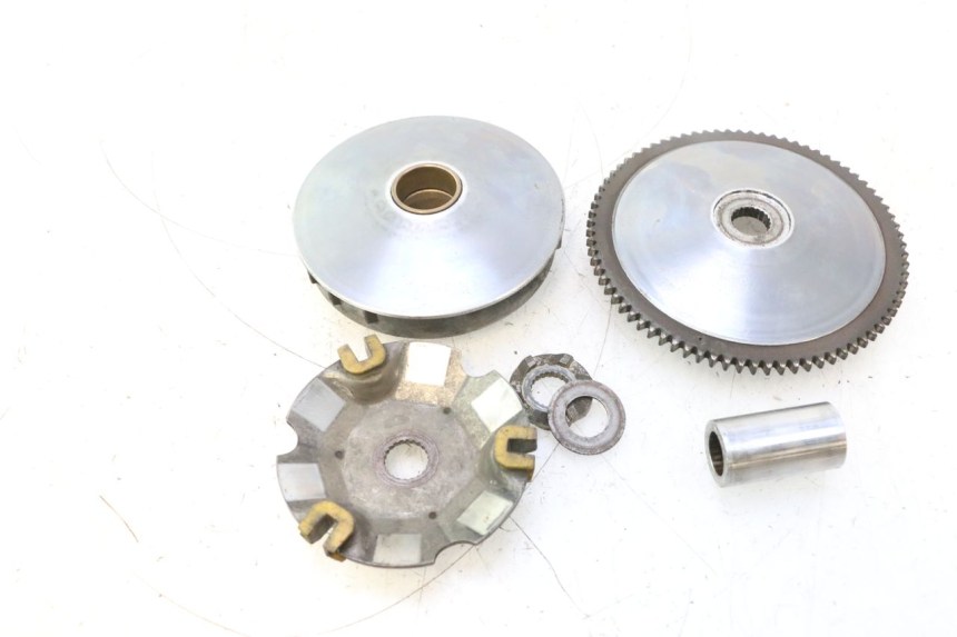 photo de VARIATOR PIAGGIO X8 STREET 125 (2006 - 2007) - Kenmerkende details
