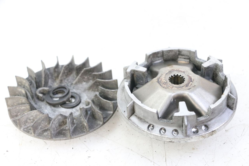 photo de VARIATOR YAMAHA YP MAJESTY 125 (2007 - 2010) - Detail van het onderdeel