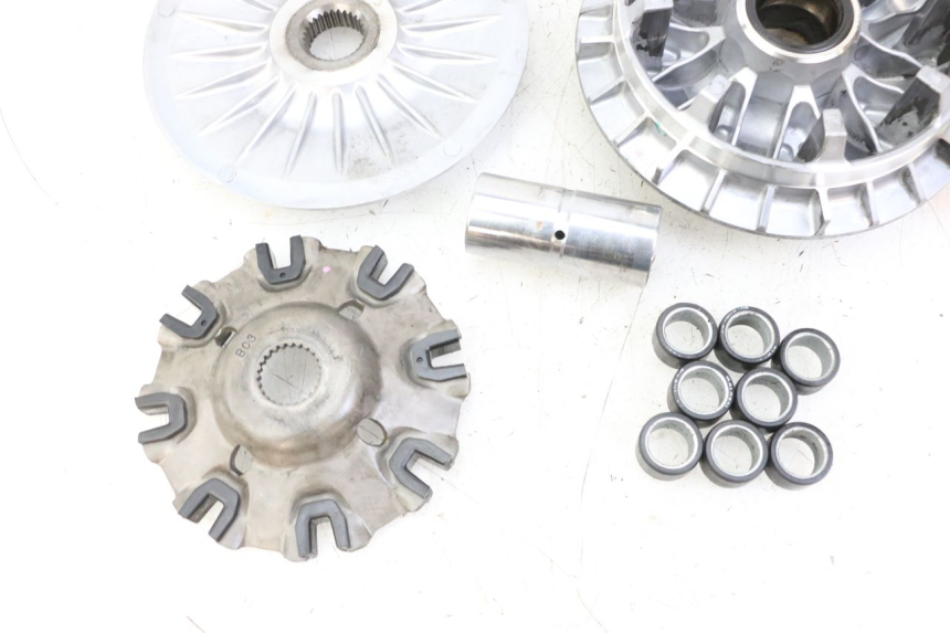 photo de VARIATOR YAMAHA YP T-MAX TMAX 530 (2017 - 2020) - Kenmerkende details