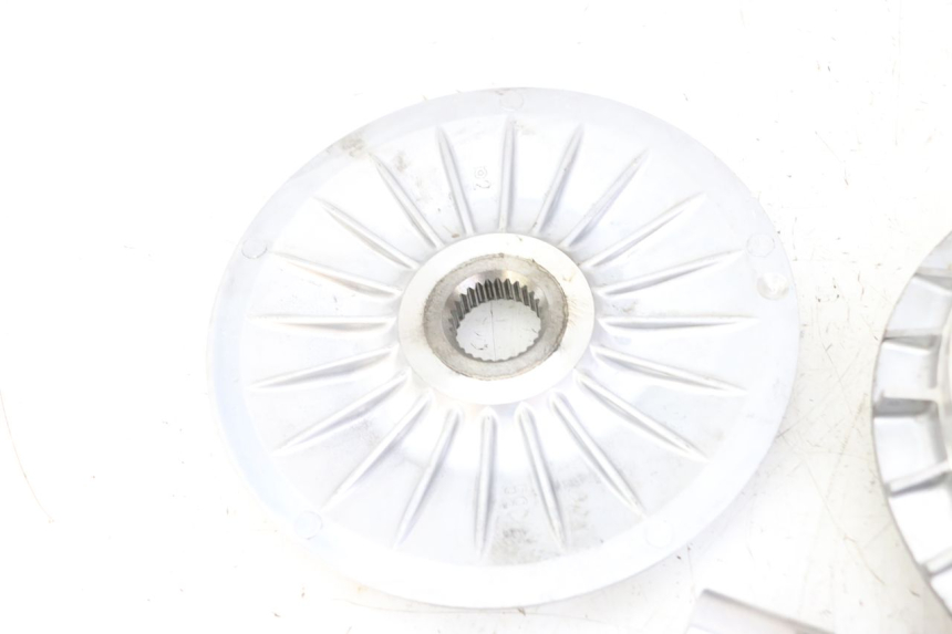 photo de VARIATOR YAMAHA YP T-MAX TMAX 530 (2017 - 2020) - Zoom op componenten