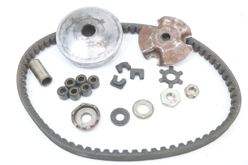 photo de VARIATOR YAMAHA YE ZEST 50 (1992 - 1998) - Detail van het onderdeel