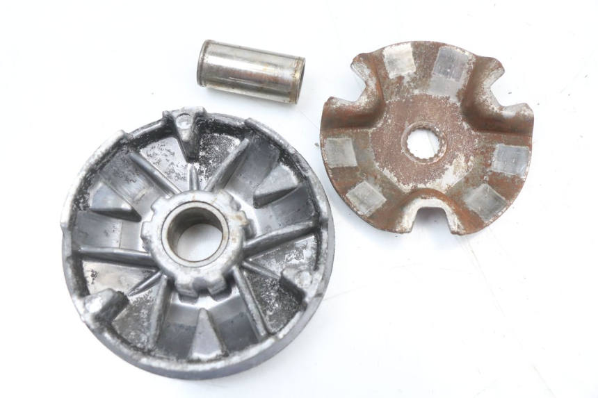 photo de VARIATOR YAMAHA YE ZEST 50 (1992 - 1998) - Zoom op gebruiksstaat