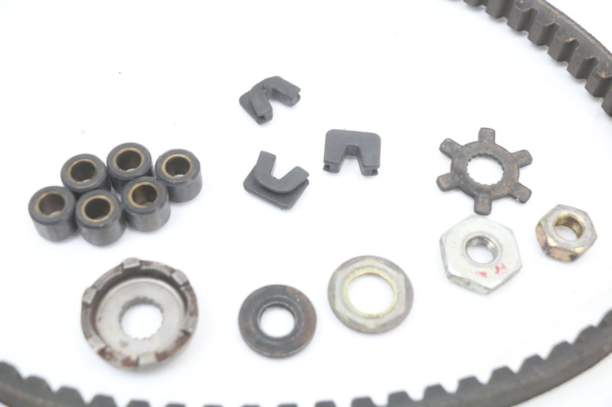 photo de VARIATOR YAMAHA YE ZEST 50 (1992 - 1998) - Andere kijkhoek