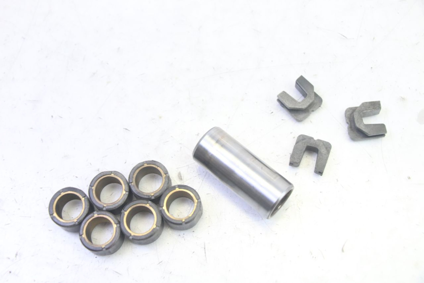 photo de VARIATOR YAMAHA YP MAJESTY 125 (2002 - 2006) - Zoom op gebruiksstaat