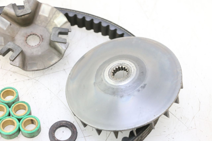 photo de VARIATOR YAMAHA YP MAJESTY 125 (2007 - 2010) - Bevestigingspunten