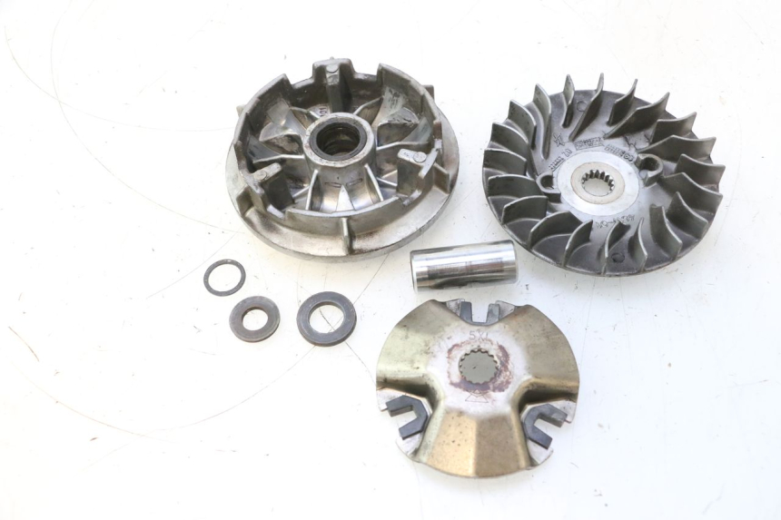 photo de VARIATOR YAMAHA YP MAJESTY 125 (2002 - 2006) - Zoom op componenten