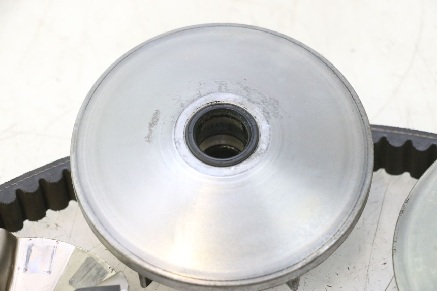 photo de VARIATOR YAMAHA YP MAJESTY 125 (1998 - 2001) - Staat van het oppervlak
