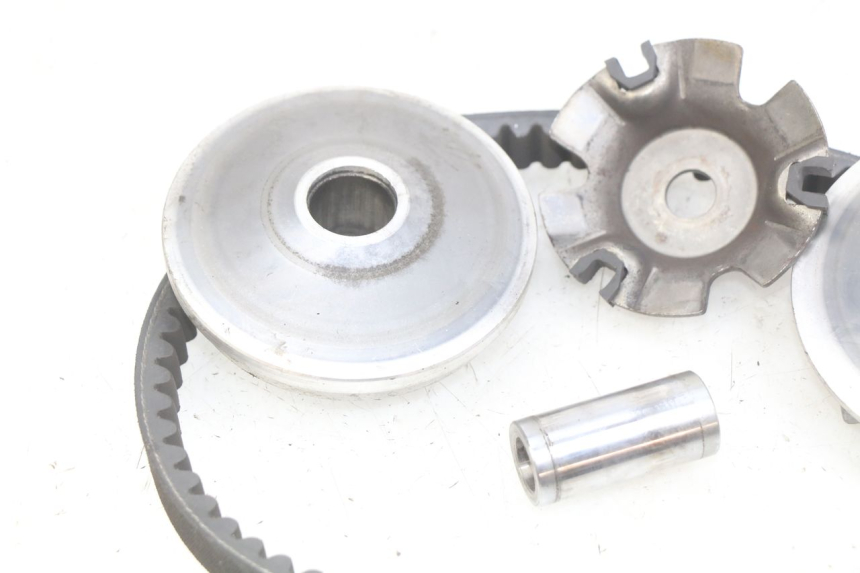 photo de VARIATOR YIYING YY125T 125 (2006 - 2014) - Technische close-up